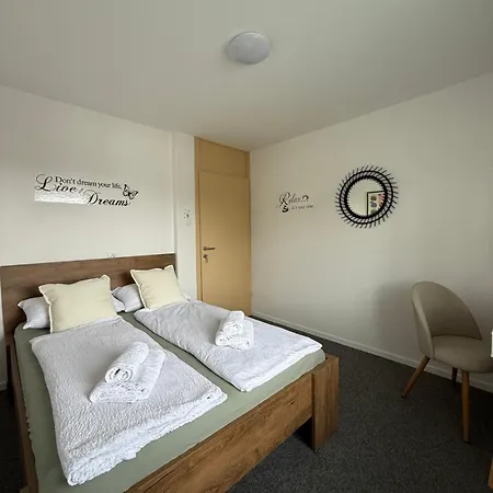 Roompoint Nočitev z zajtrkom Ljubljana