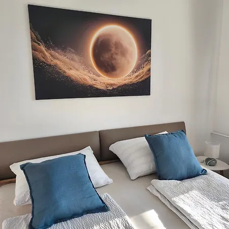 Roompoint 3*
