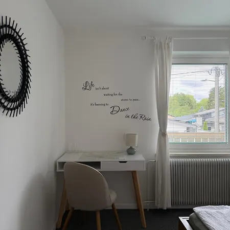 Roompoint Nočitev z zajtrkom 3*