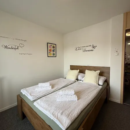 Roompoint 3*