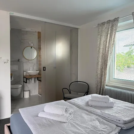 Roompoint B&B 3*