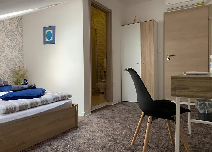 L&g Bed & Breakfast 3*