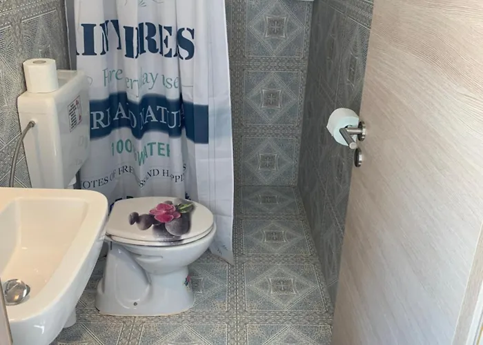 L&g Bed & Breakfast 3*